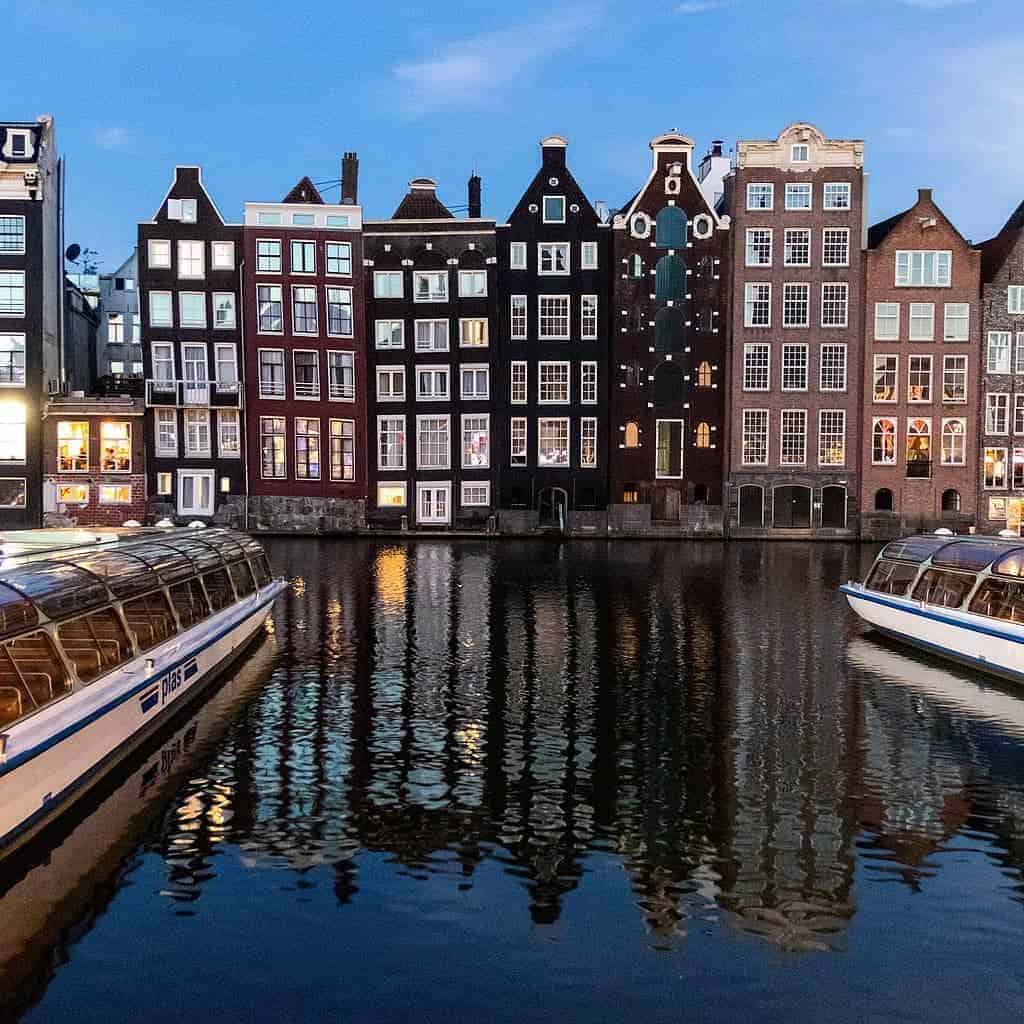 Amsterdam | Bconnect